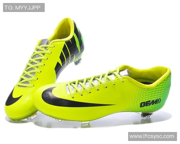 揭秘足球球星最常用的经济实惠鞋款价格与性能分析