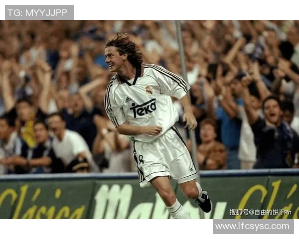 足球场17号球星是谁 他的成就与历史地位盘点