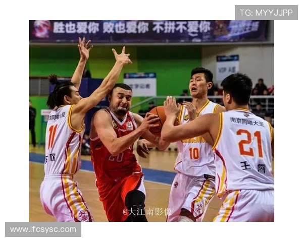 广州与南京乒乓球队赛后复盘分析团队配合与战术执行的关键因素